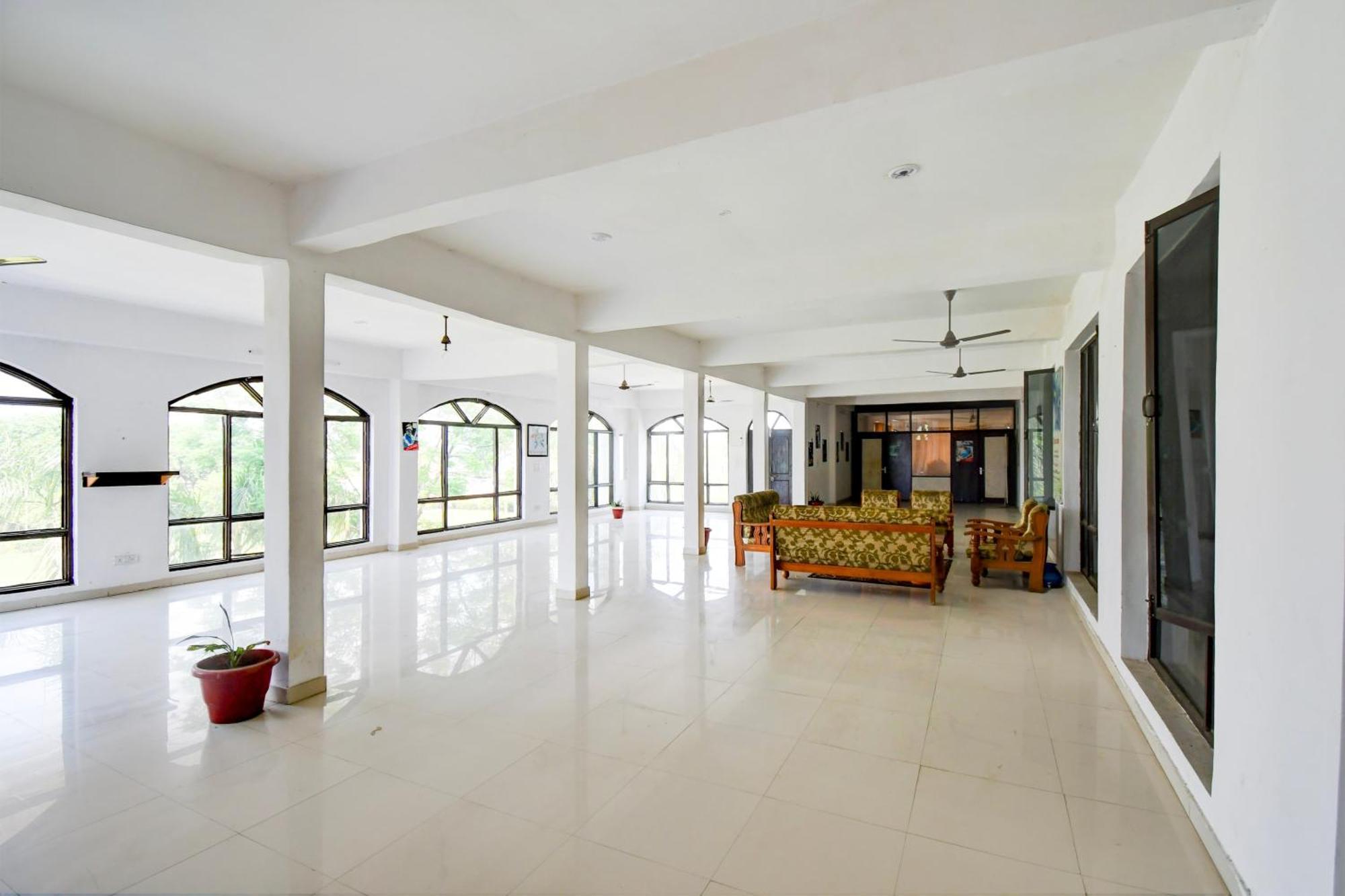 Hotel O Isvp 3*